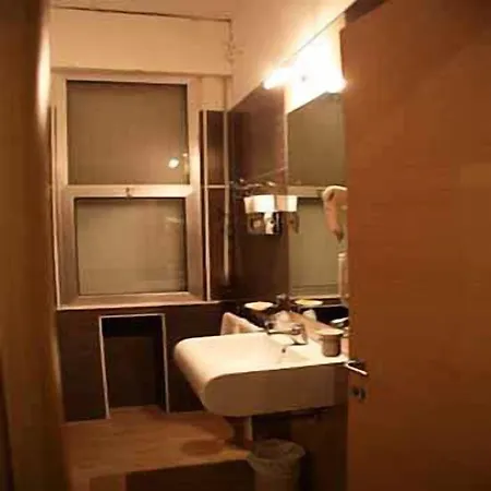 Grand Boston Отель 4*