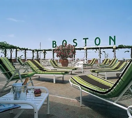 Grand Boston Отель